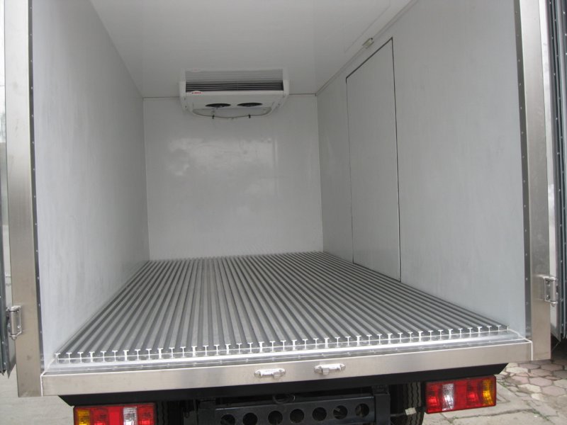 程力专用汽车：创新推动产业发展